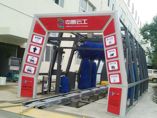 fx11該系列電腦洗車(chē)機(jī)自推入市場(chǎng)以來(lái)，取得了良好的社會(huì)反饋。在此特別感謝中原云工對(duì)于我司產(chǎn)品的認(rèn)可、信任。 