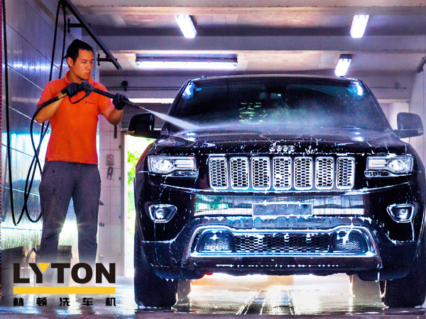 人工智能產業化發展時代已全面來臨!電腦洗車機設備接替人工洗車,您準備好了嗎?