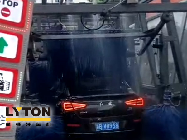 對標行業先進，提升服務品質！余姚石化配置二臺林頓隧道式全自動洗車機！